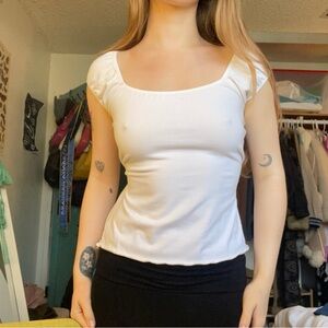 rare brandy Melville White Scoop Neck Cap Sleeve Women's Top